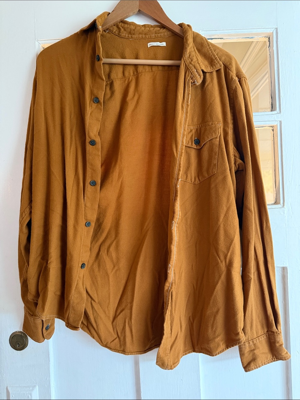 Urban Outfitters Women’s M Casual Long-Sleeve Button-Up Shirt in Mustard